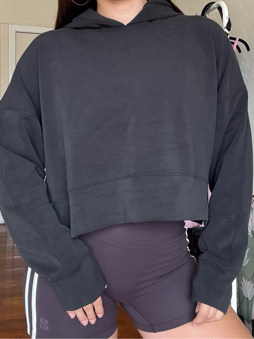 NWT \\ washed black air scuba crop hoodie